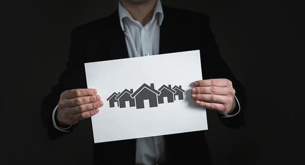 Quelle formation suivre pour devenir agent immobilier ?